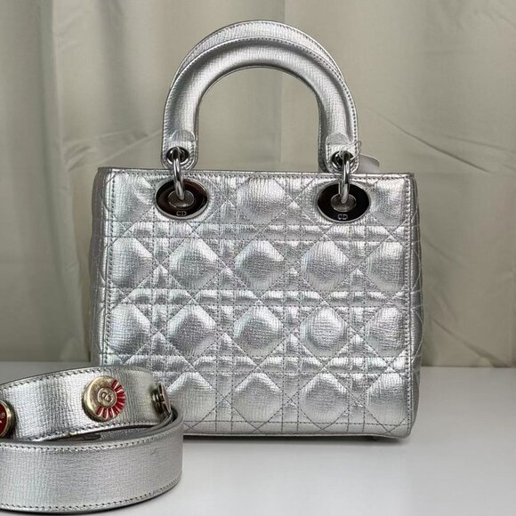 Dior Silver Leather Medium Lady Dior Shoulder Bag with Quilted Design - Picture 6 of 12
